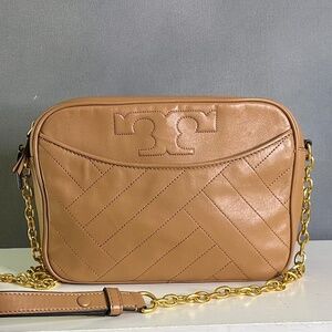 Tory Burch Kira Chevron Camera Bag
